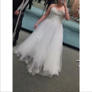 Prom/event dress